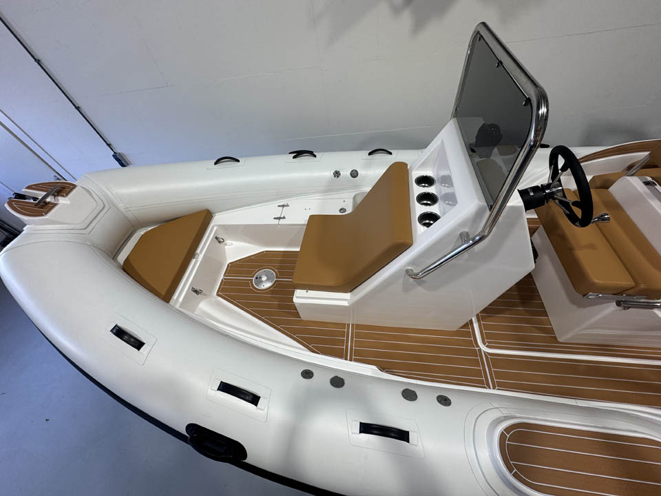 Lariba-660-luxury_IMG_2012