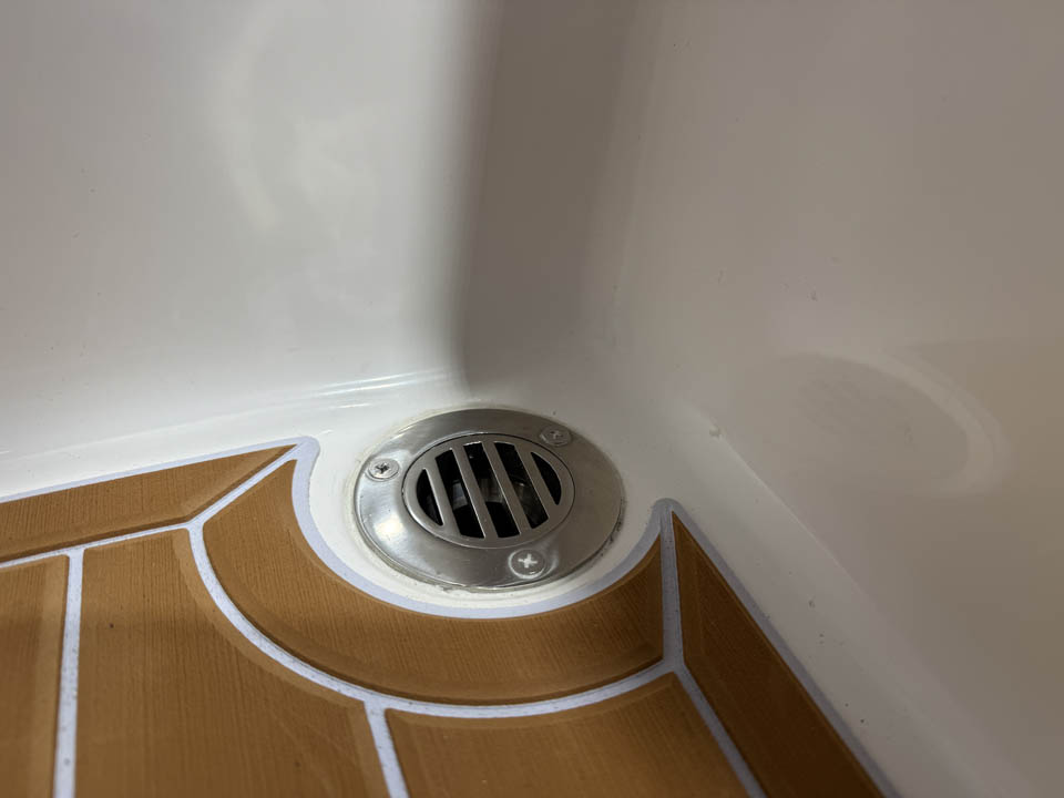 Lariba-660-luxury_IMG_2035