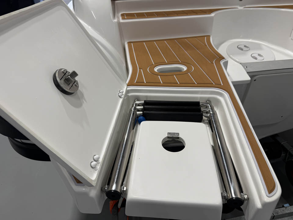 Lariba-660-luxury_IMG_2039